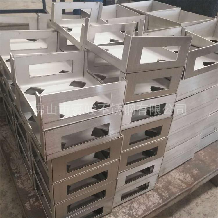 您在找機架焊接加工廠家嗎？