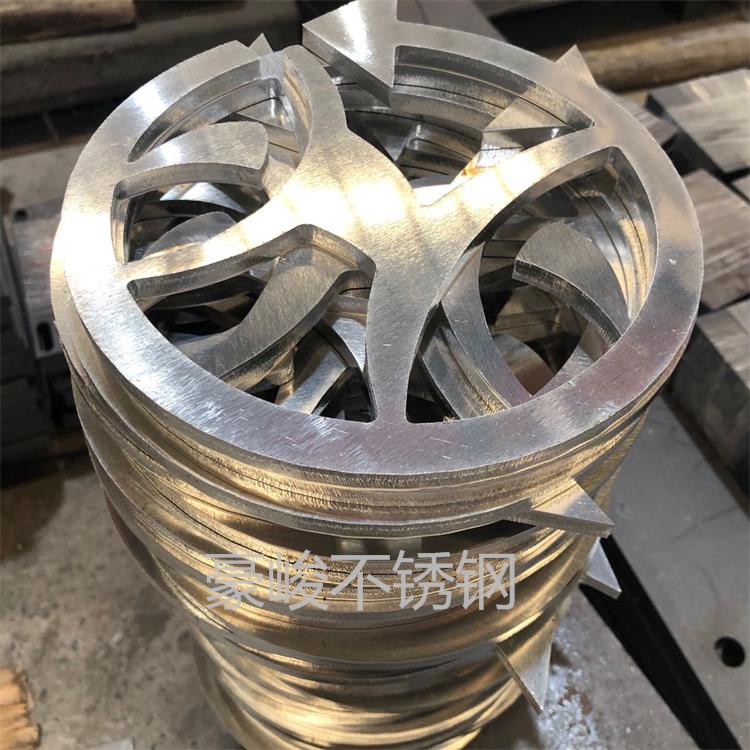 鋁板激光切割加工定制，品質(zhì)至優(yōu)，無毛刺！