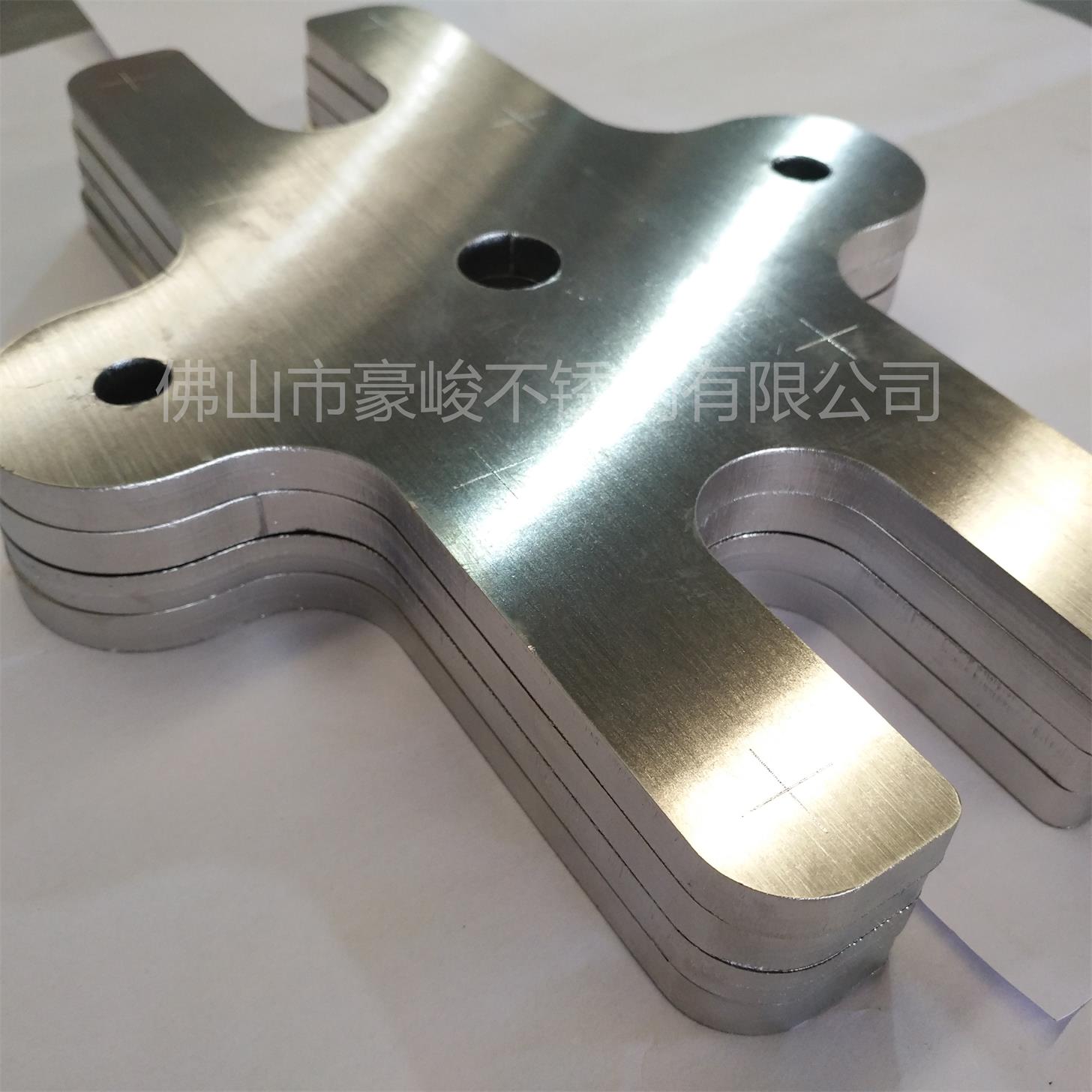 鍍鋅板是怎么用激光切割呢，廣東豪峻一一告訴你