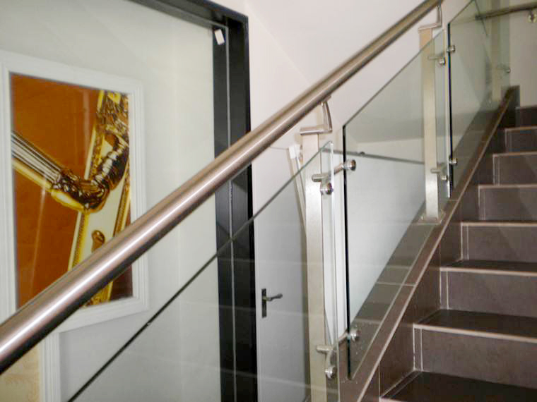 不銹鋼護(hù)欄加工 不銹鋼護(hù)欄加工